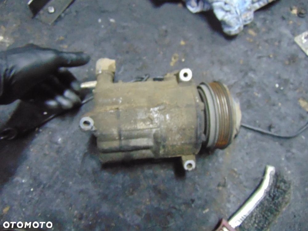 Sprężarka klimatyzacji opel vectra c 1,8 16 v z18xe - 3