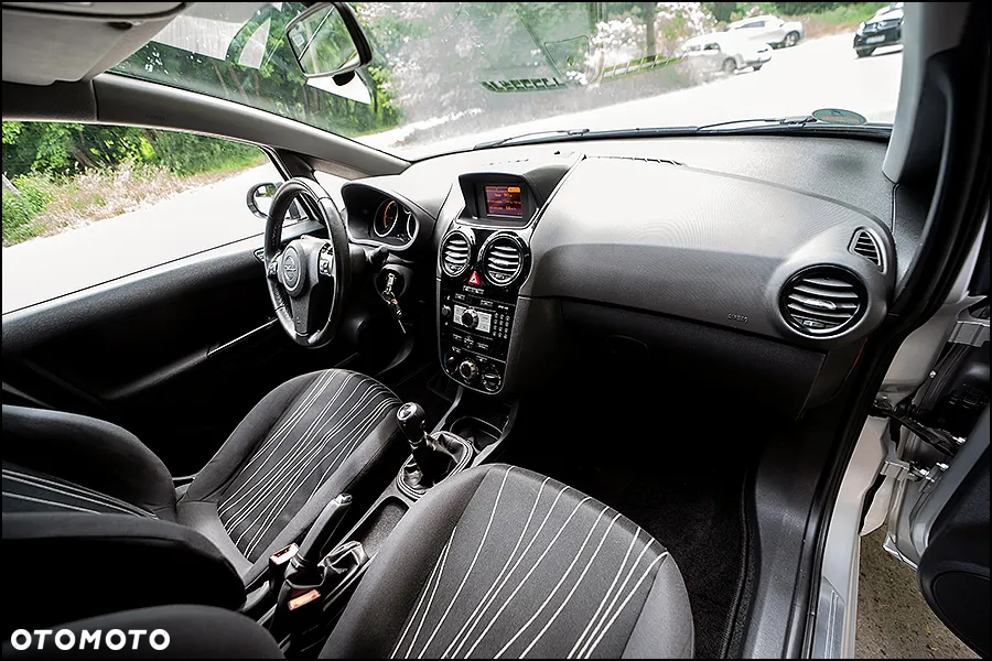 Opel Corsa - 19