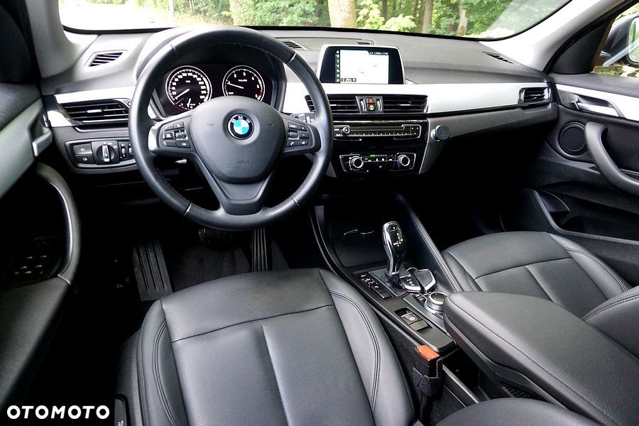 BMW X1 sDrive18d xLine sport - 24
