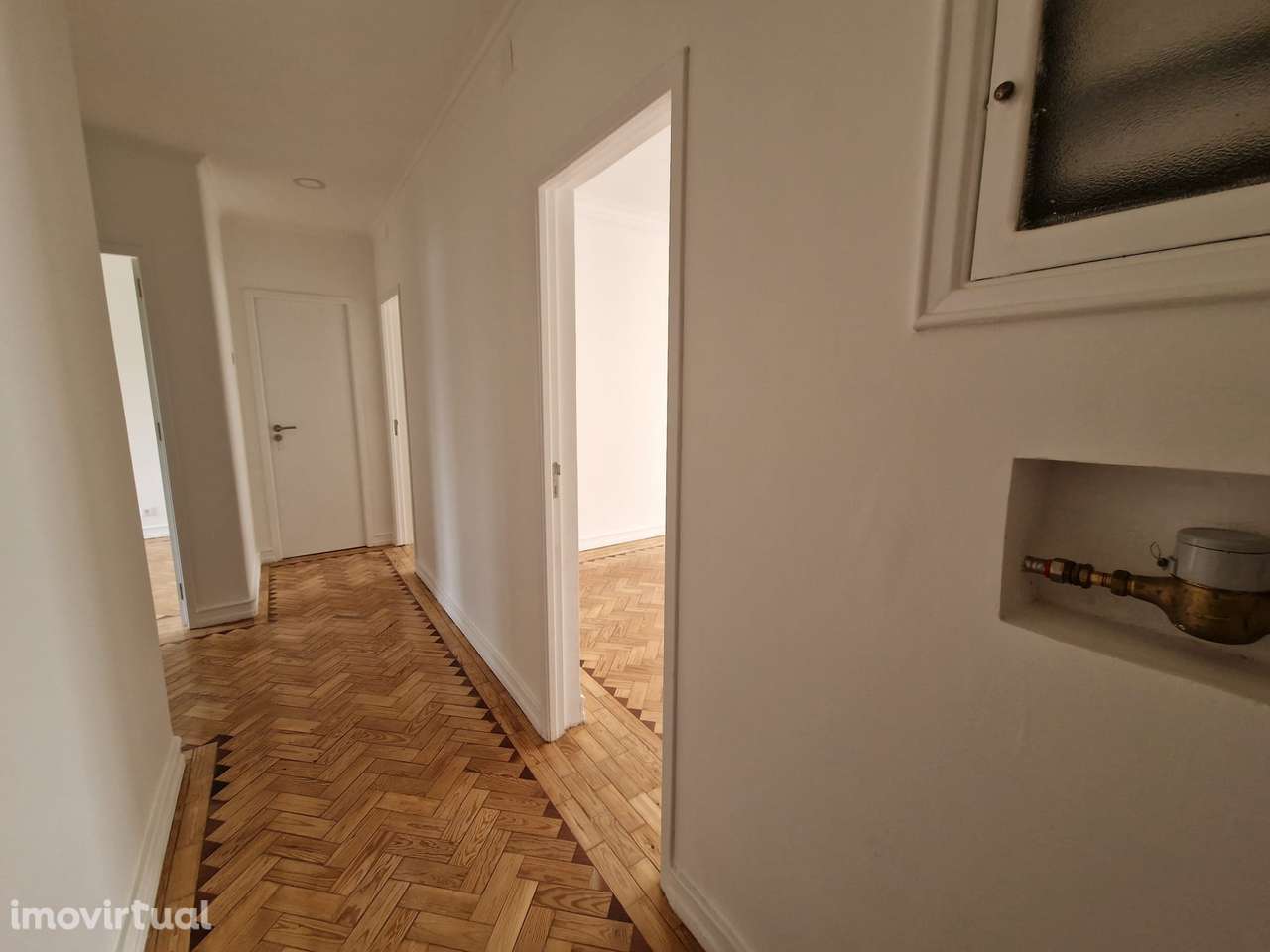 Apartamento T2 em Benfica com varanda - Grande imagem: 4/20