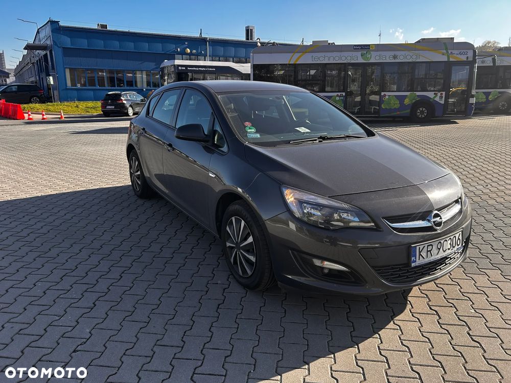 Opel Astra - 1