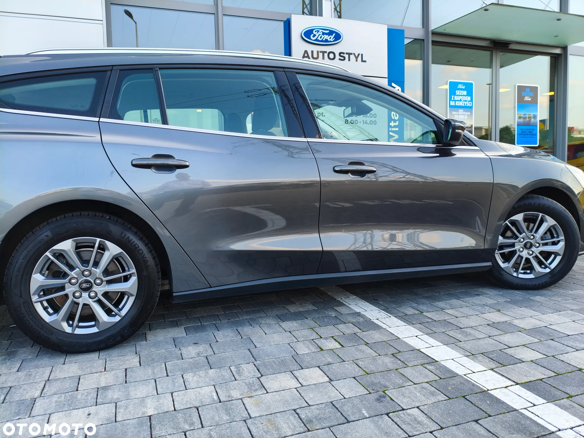 Ford Focus 1.0 EcoBoost Titanium - 38