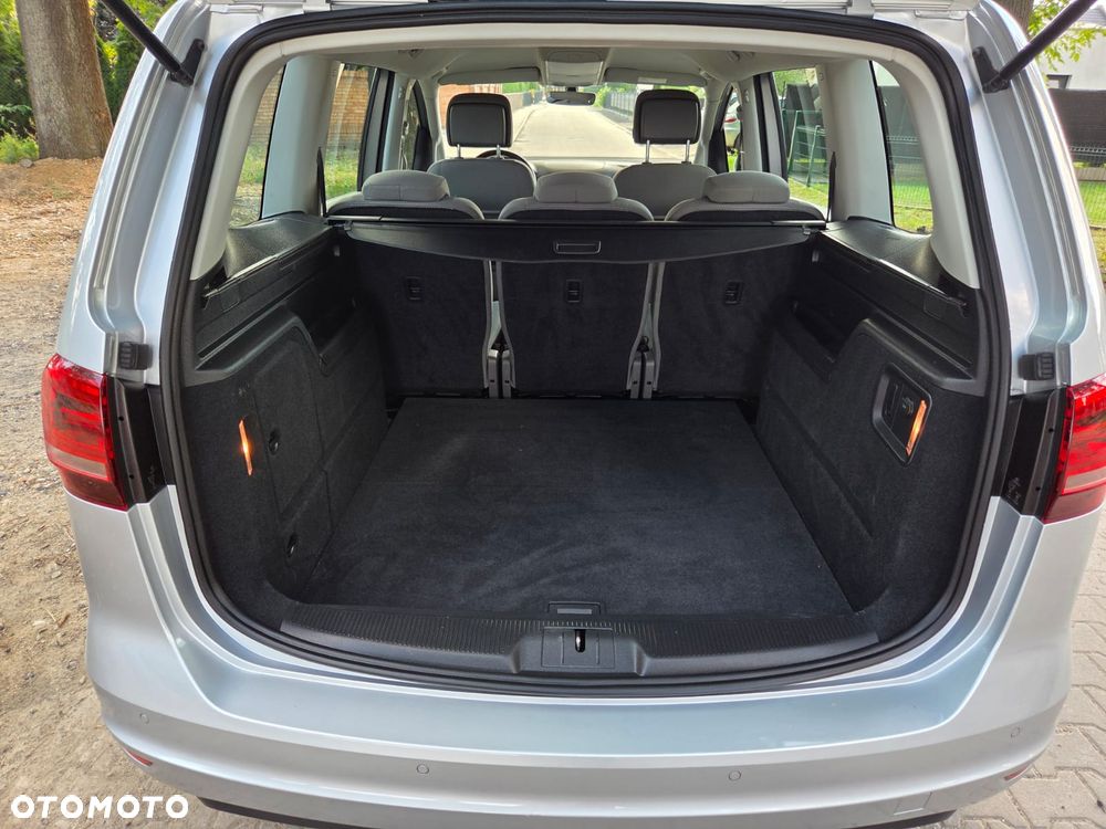Volkswagen Sharan - 12