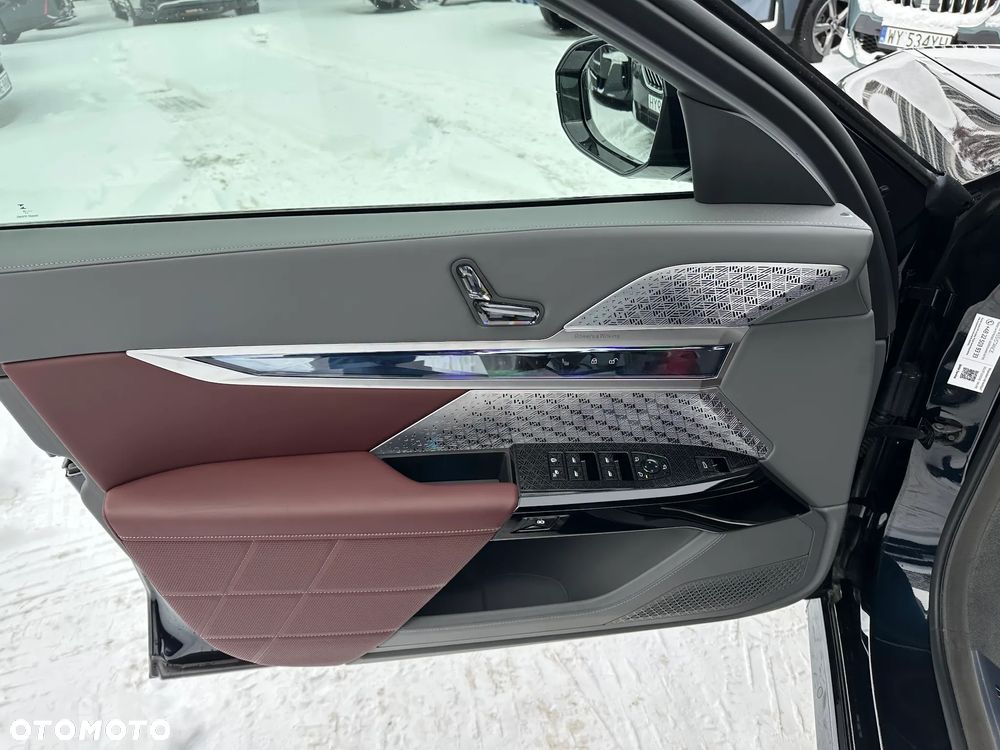 BMW Seria 7 M760e PHEV xDrive sport - 11
