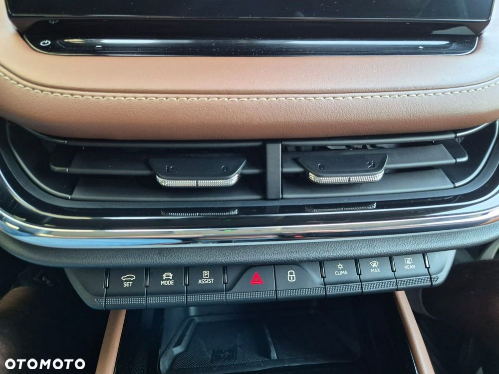 Skoda Enyaq 80 82kWh Sportline Maxx - 35