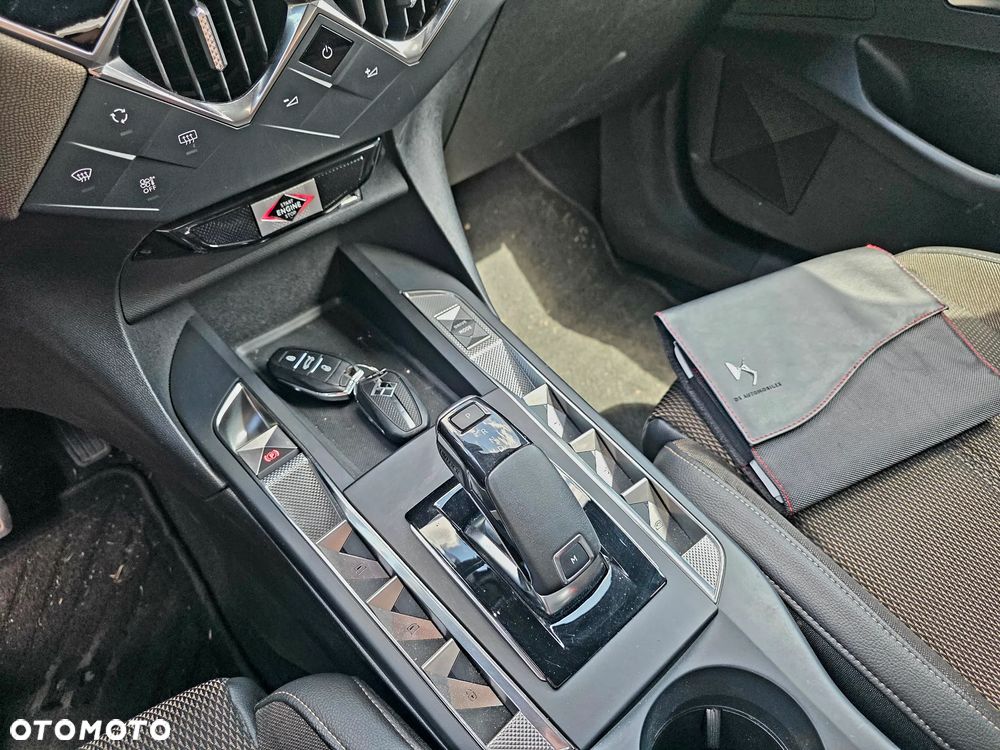 DS Automobiles DS 3 Crossback 1.2 PureTech So Chic - 15