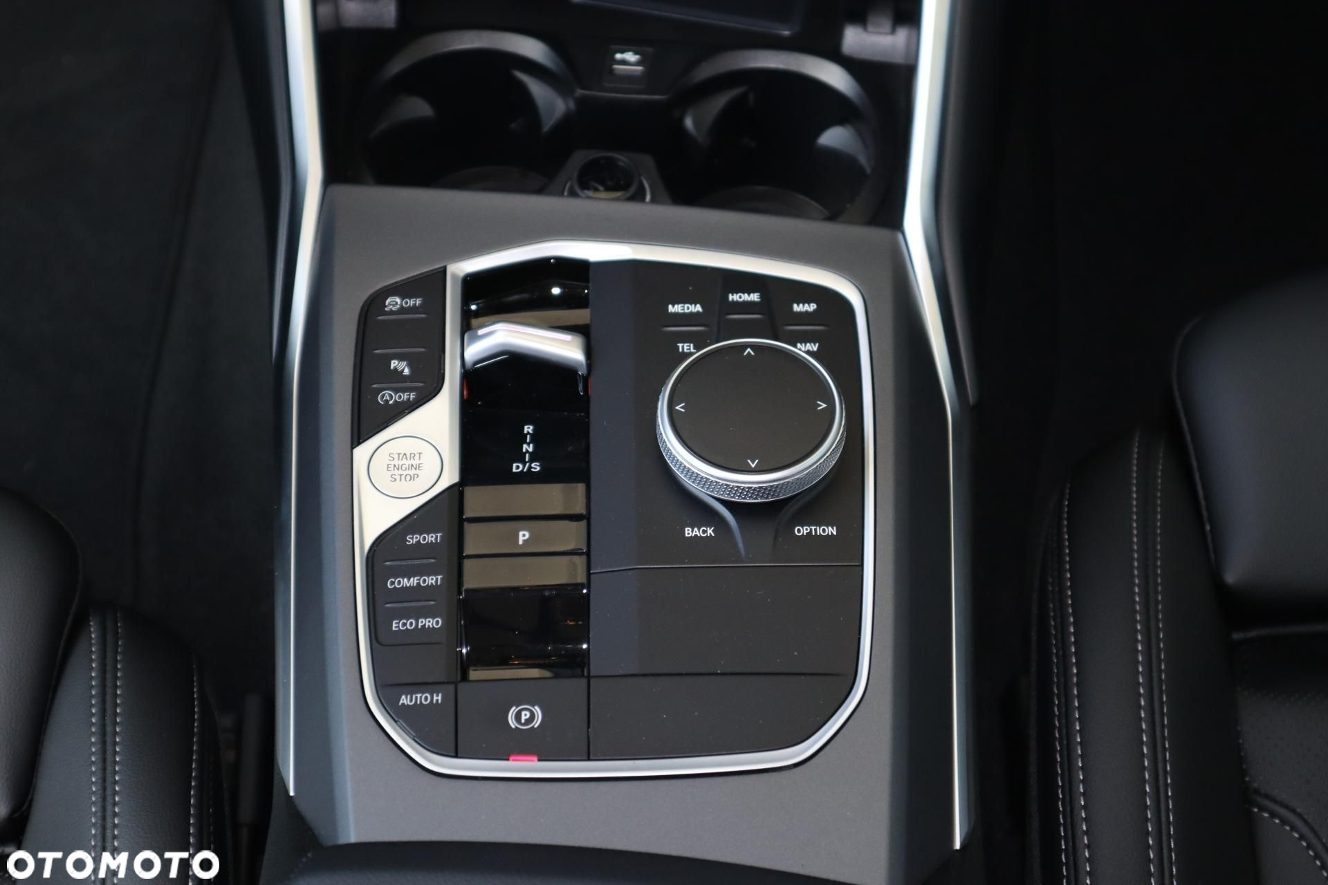 BMW Seria 3 - 16