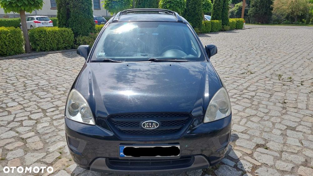 Kia Carens - 3