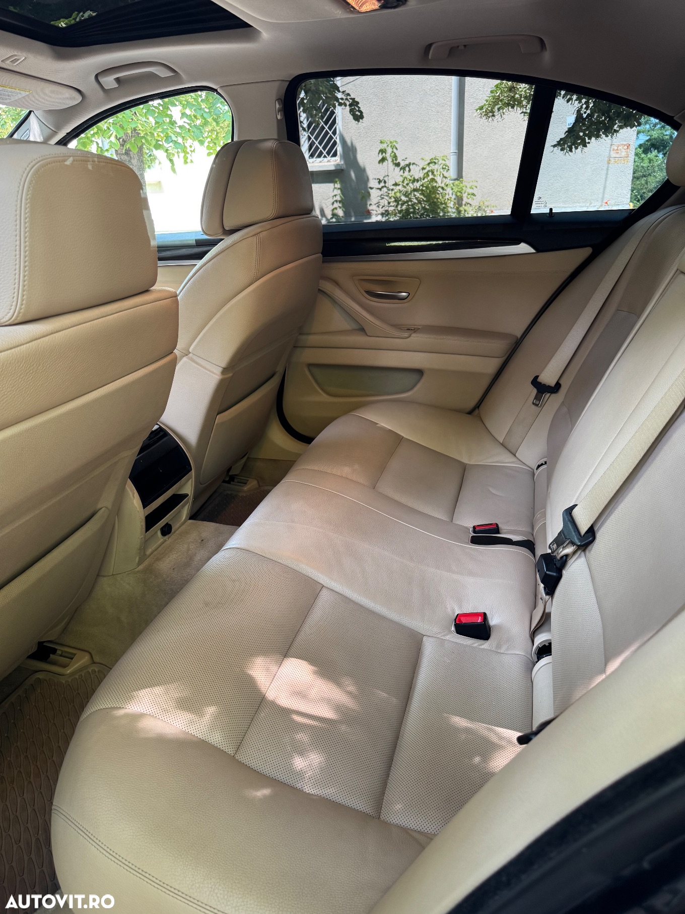 BMW Seria 5 520d - 17