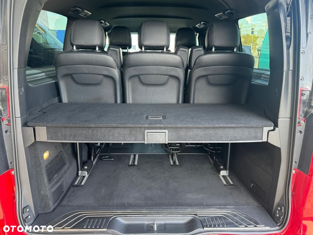 Mercedes-Benz Klasa V - 20