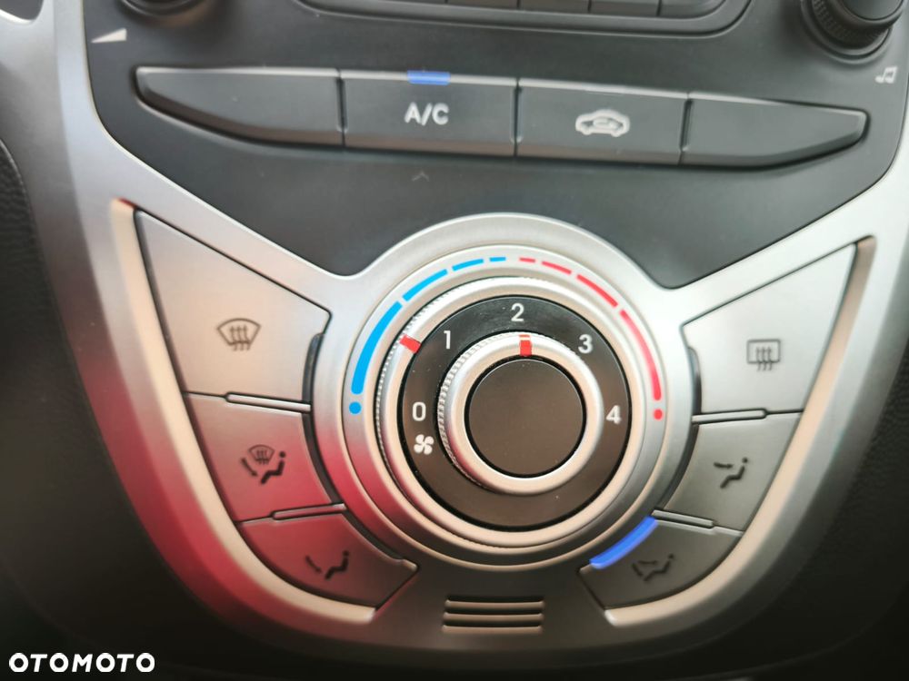 Hyundai ix20 - 17