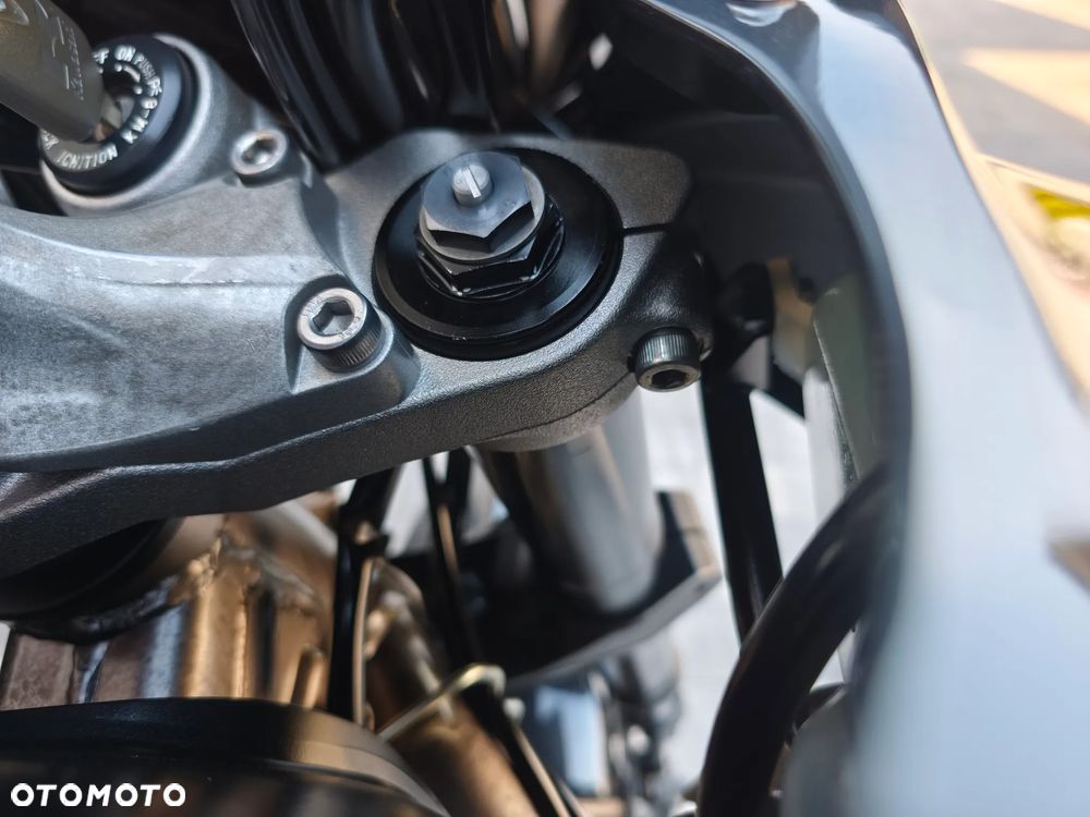 Kawasaki Versys 650 - 15