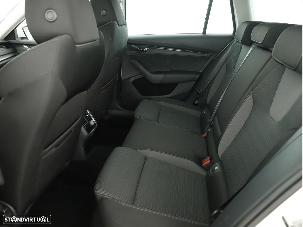Skoda Octavia Break 1.4 TSi iV Ambition DSG - 29