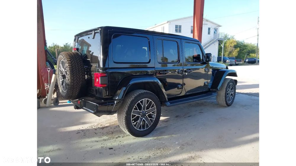 Jeep Wrangler - 9