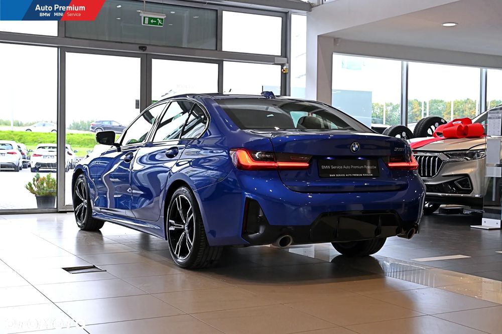 BMW Seria 3 318i M Sport - 19