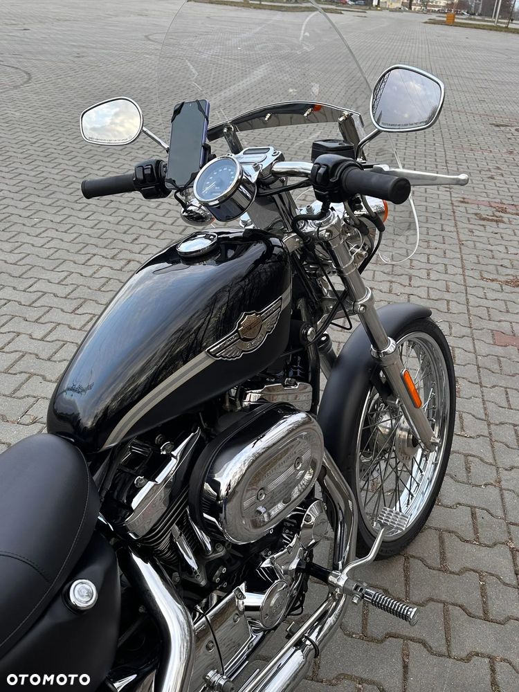 Harley-Davidson Sportster Custom 1200C - 12