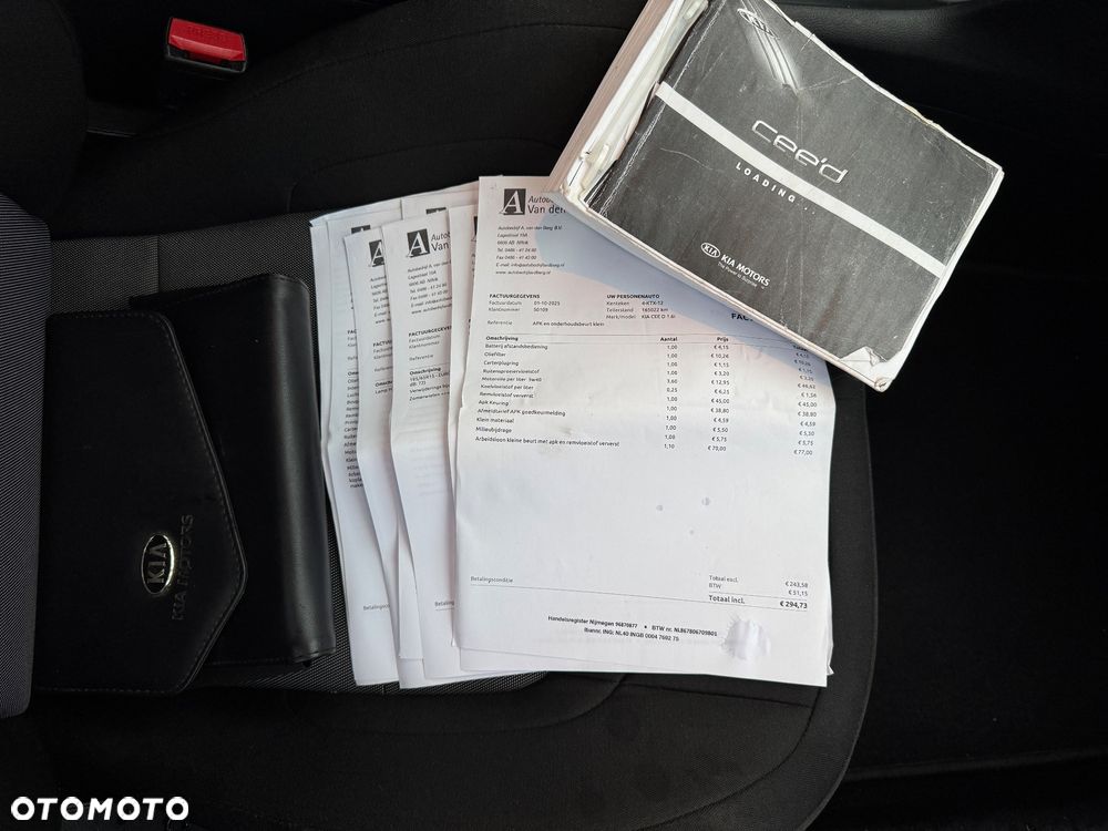 Kia Ceed 1.6 GDI Dream Team Edition - 23