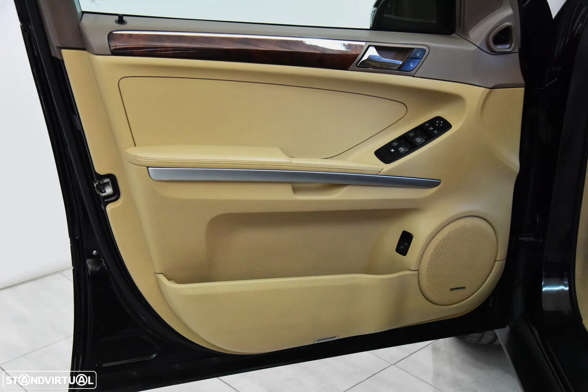 Mercedes-Benz ML 320 CDi - 19