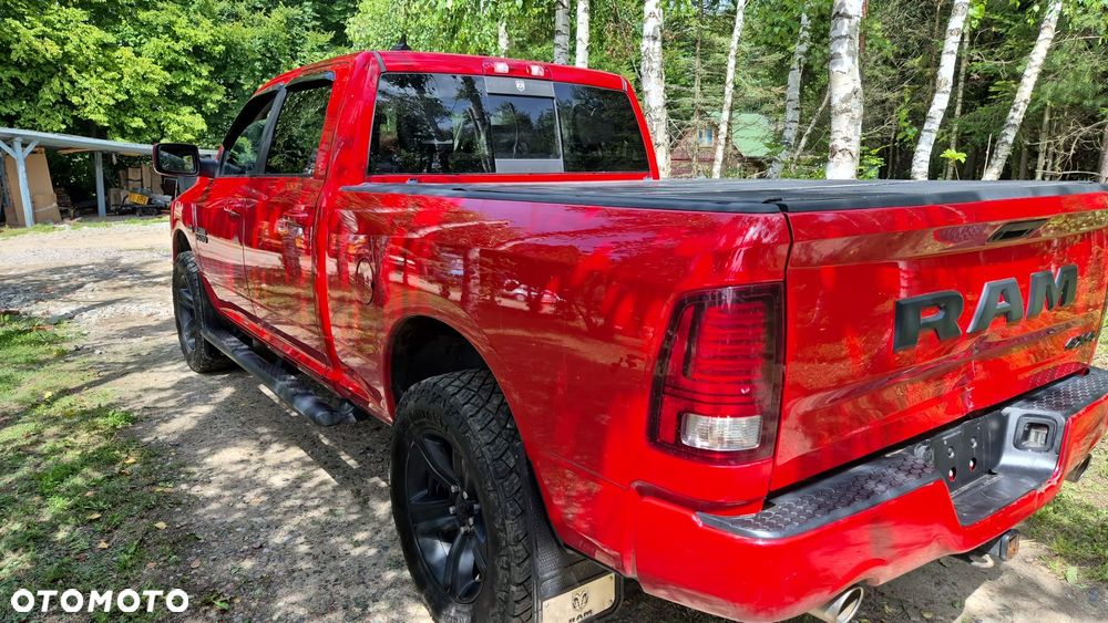 Dodge RAM 5.7 4x4 - 2