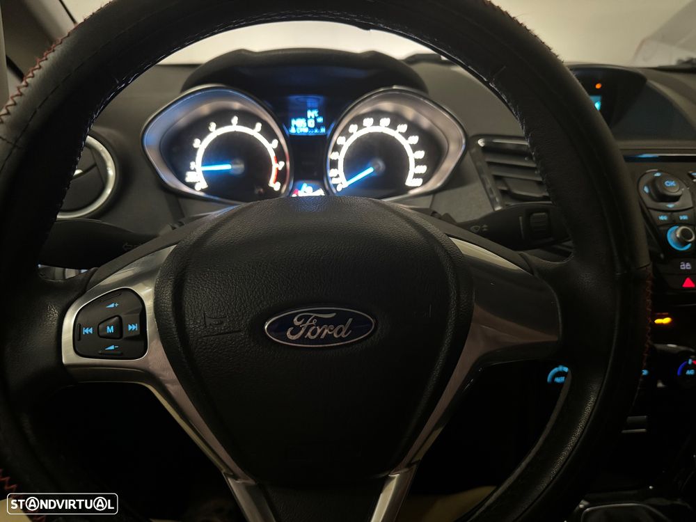 Ford Fiesta 1.0 T EcoBoost Titanium - 16
