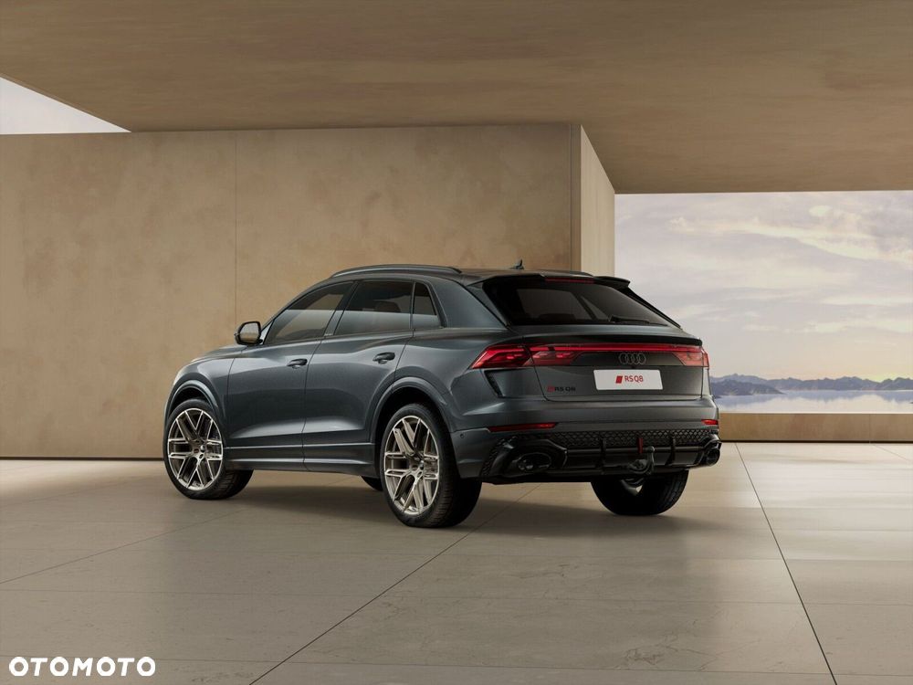 Audi RS Q8 - 7