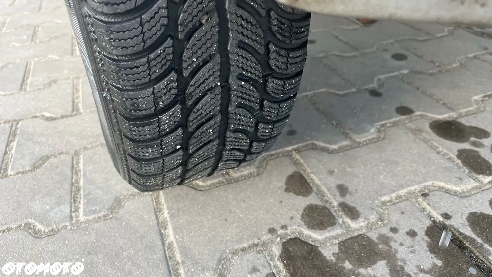 Renault Clio 1.2 16V 75 Dynamique - 12