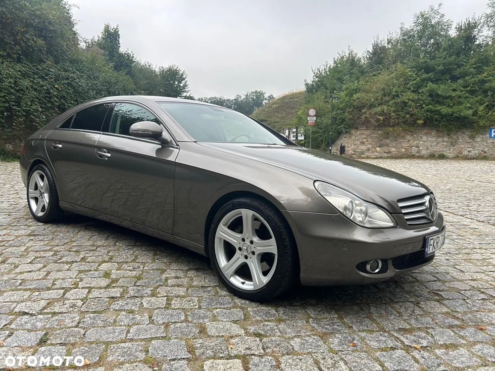 Mercedes-Benz CLS 500 - 2