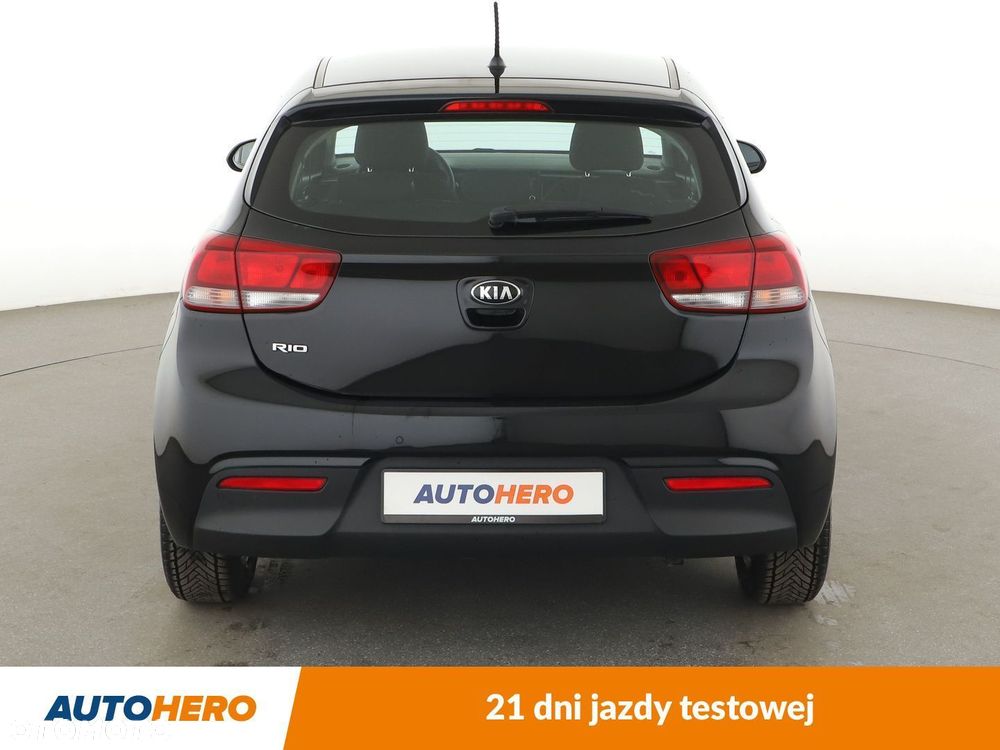 Kia Rio - 5