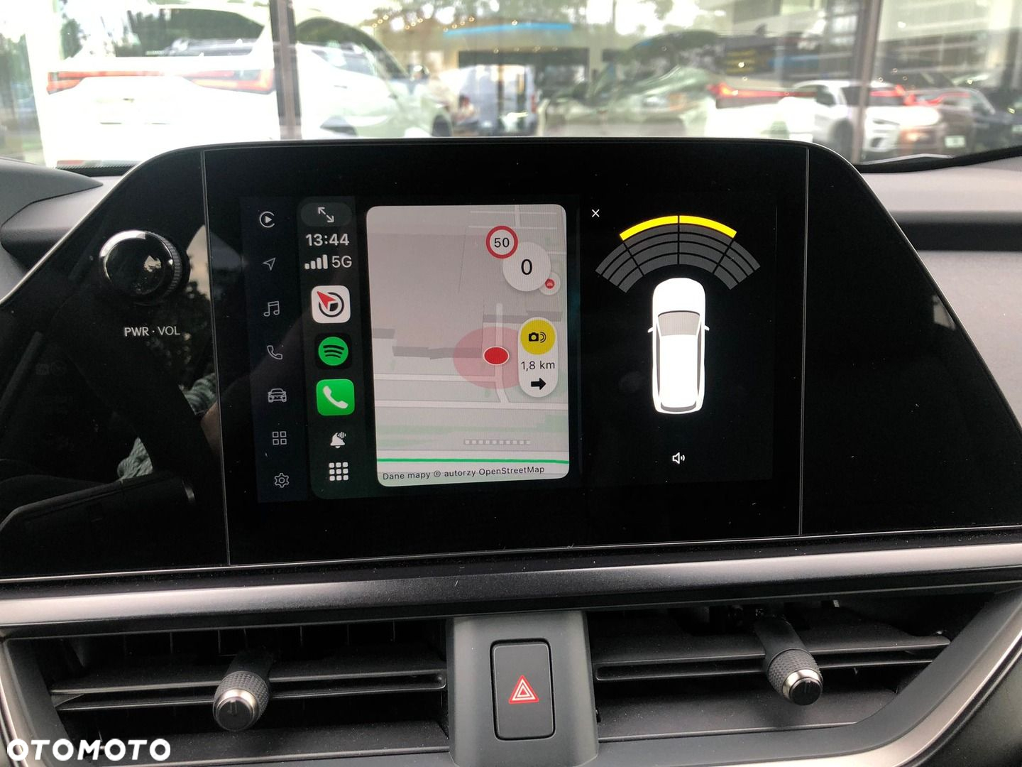 Lexus UX - 17