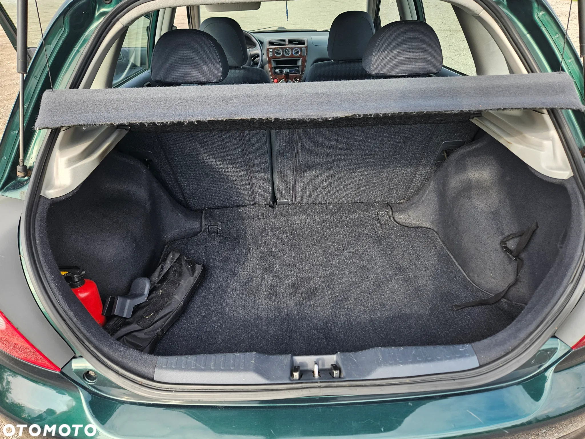 Honda Civic 1.6i ES - 16