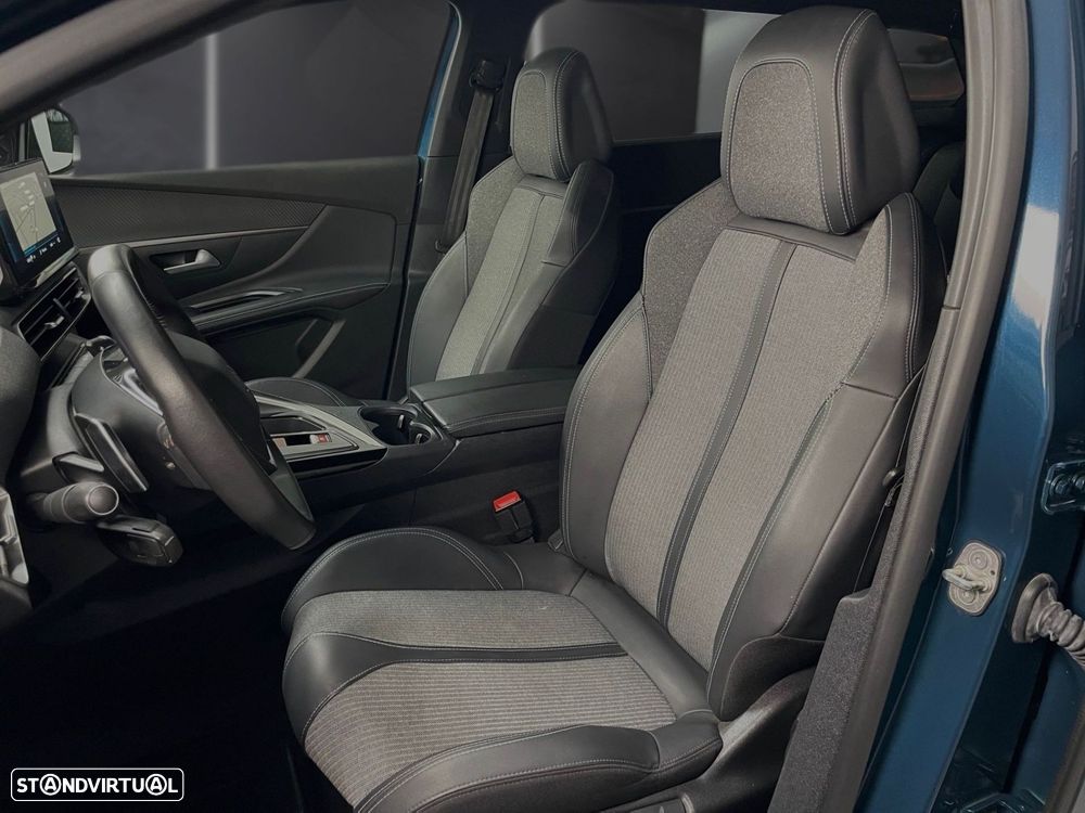 Peugeot 5008 1.5 BlueHDi Allure Pack EAT8 - 28
