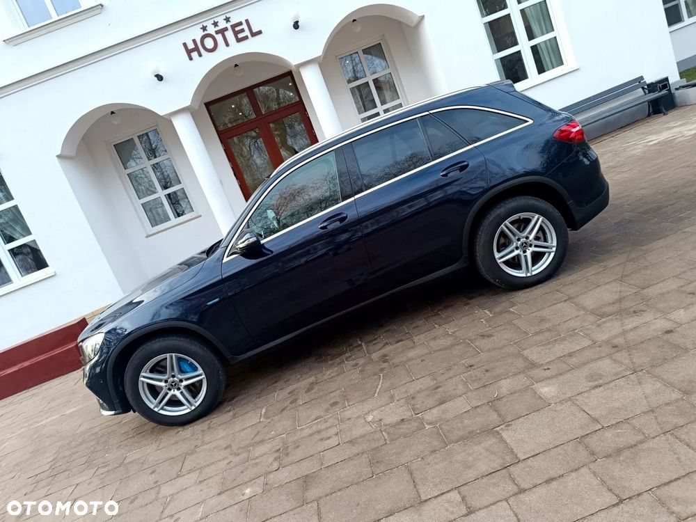 Mercedes-Benz GLC - 20