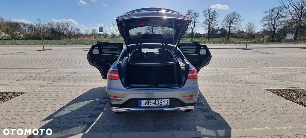 Mercedes-Benz GLC - 17