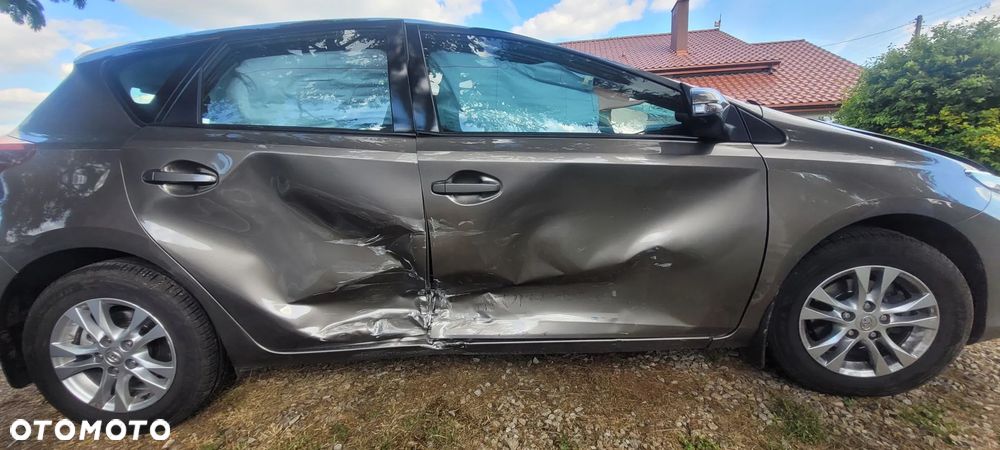 Toyota Auris 1.33 VVT-i Life - 21