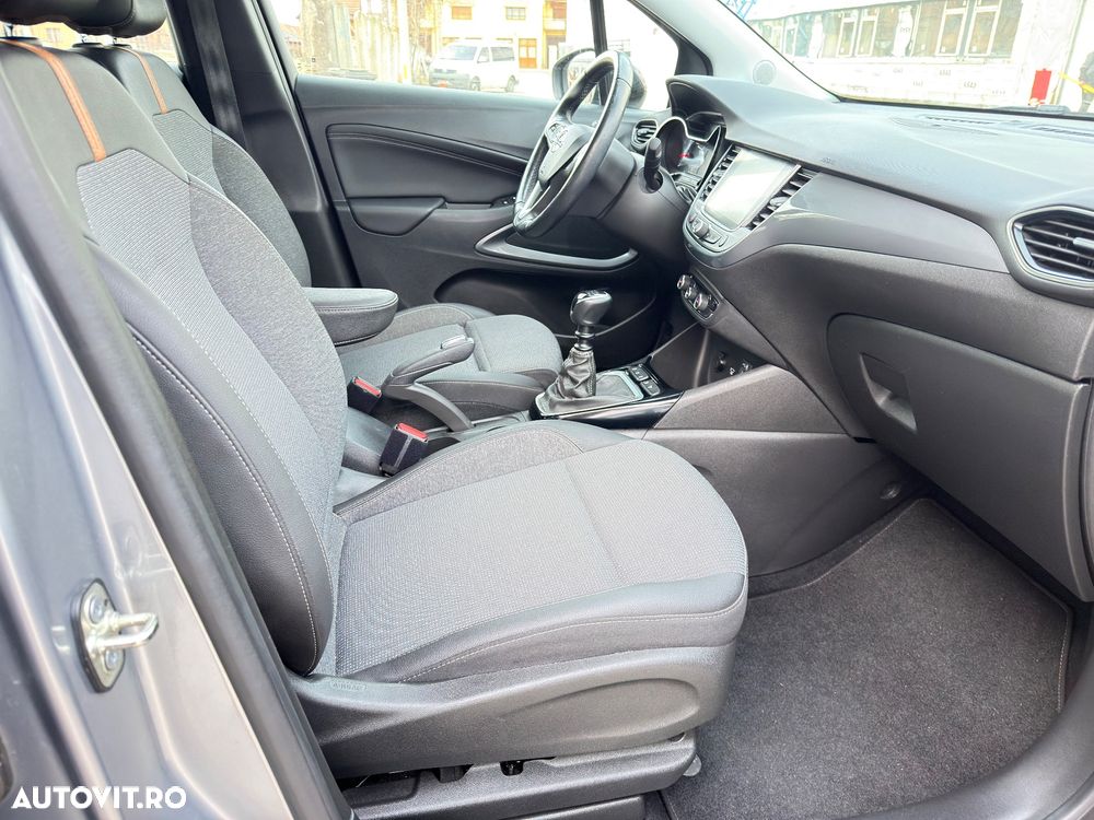 Opel Crossland - 11