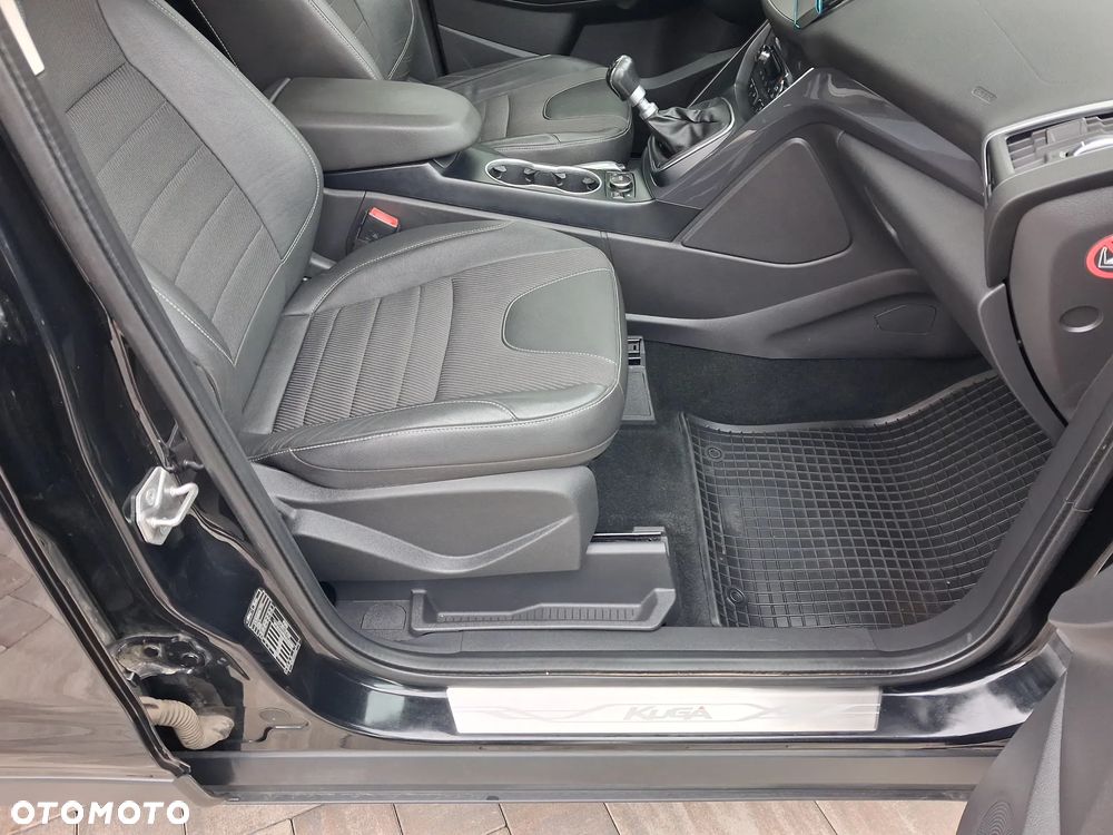 Ford Kuga 2.0 TDCi Titanium - 13
