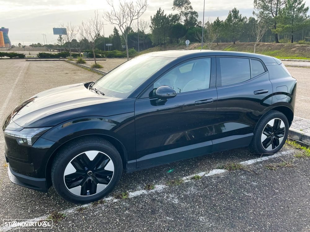 Volvo EX30 Single Motor RWD Plus - 2