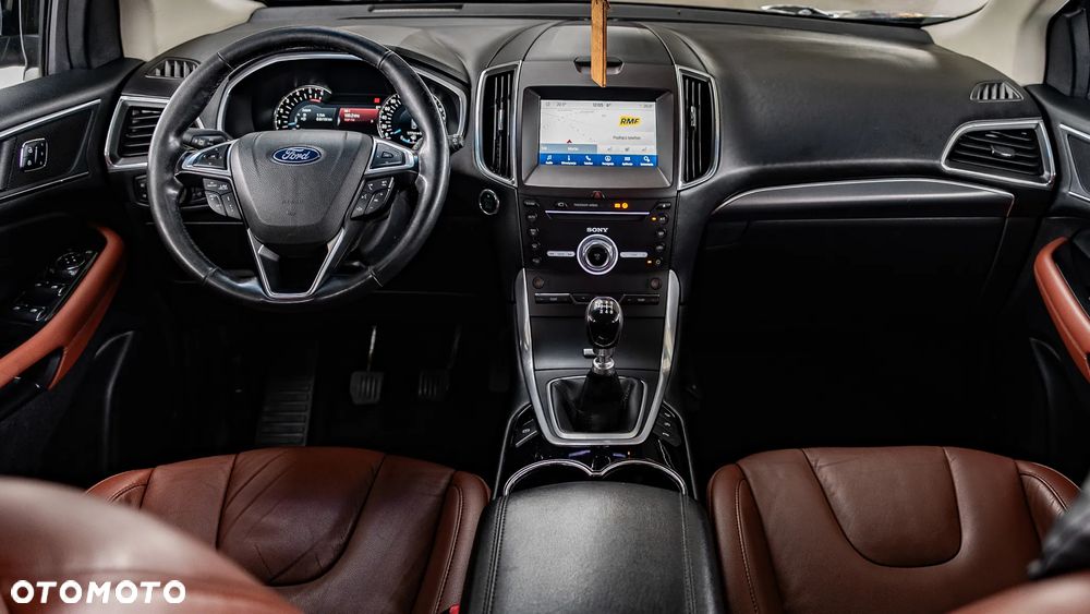 Ford Edge 2.0 TDCi 4WD Titanium - 23