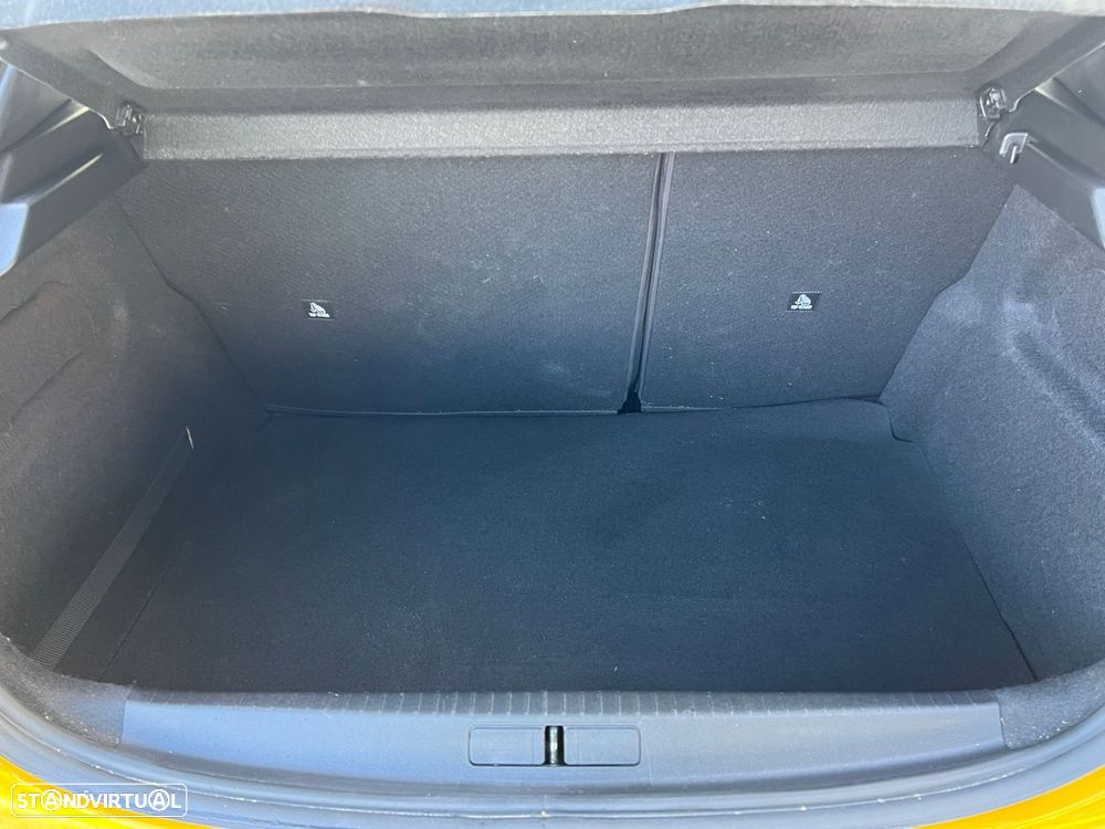 Peugeot 208 1.2 PureTech Allure - 19