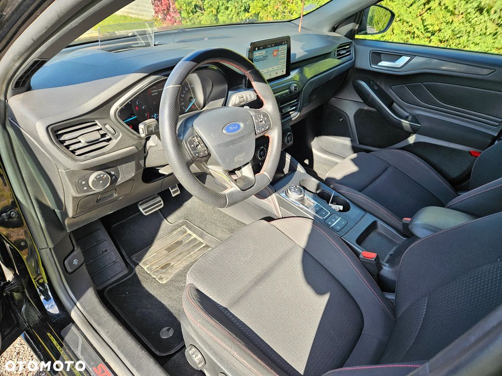 Ford Focus 1.5 EcoBoost STart-Stopp-System ST-LINE - 9