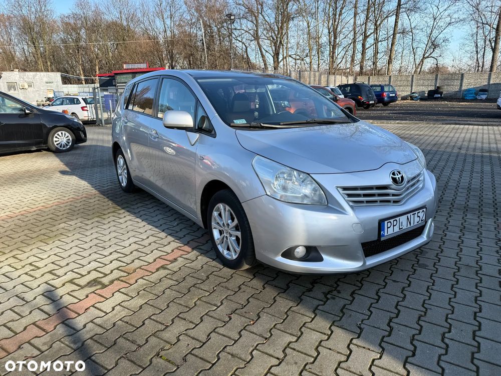 Toyota Verso 2.0 D-4D Sol - 3