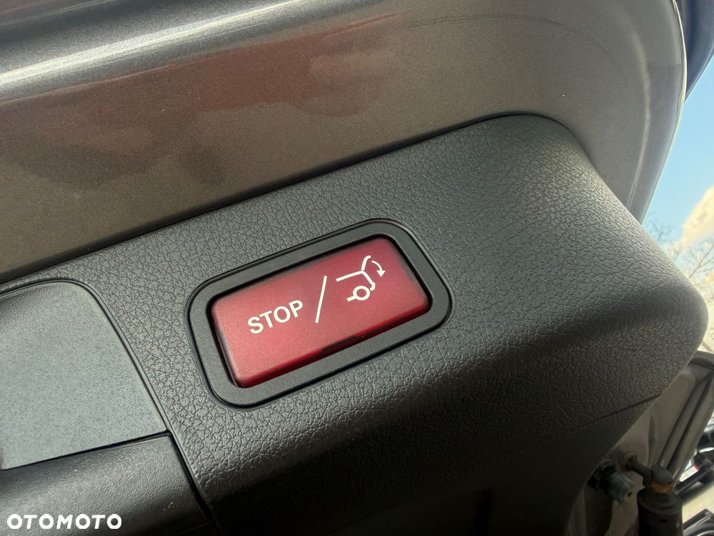 Mercedes-Benz GLB 220 d 8G-DCT - 24