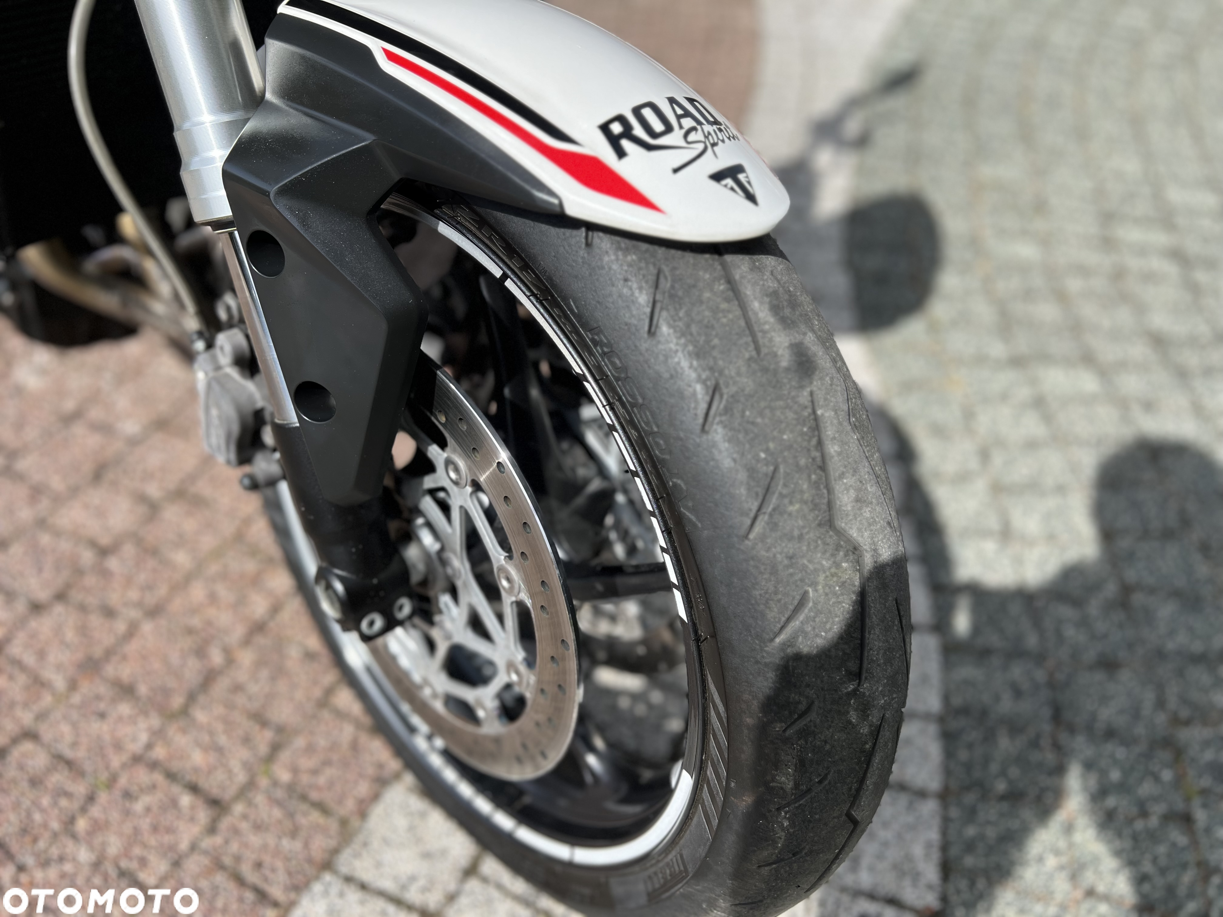 Triumph Street Triple - 4