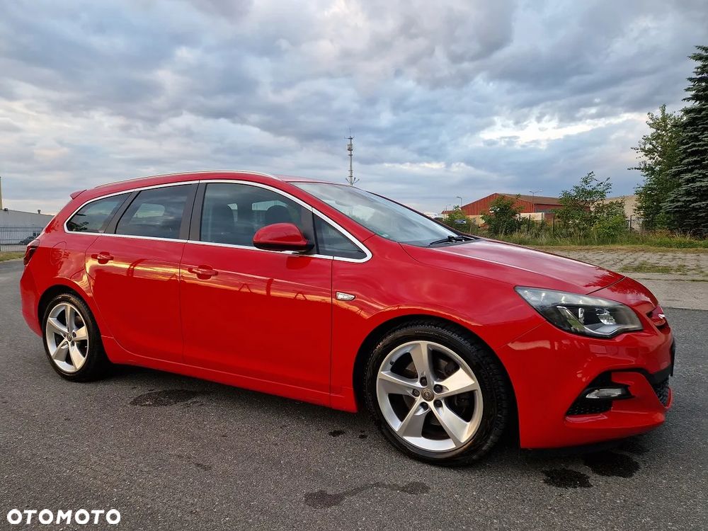 Opel Astra IV GTC 2.0 CDTI Bi-Turbo S&S - 20