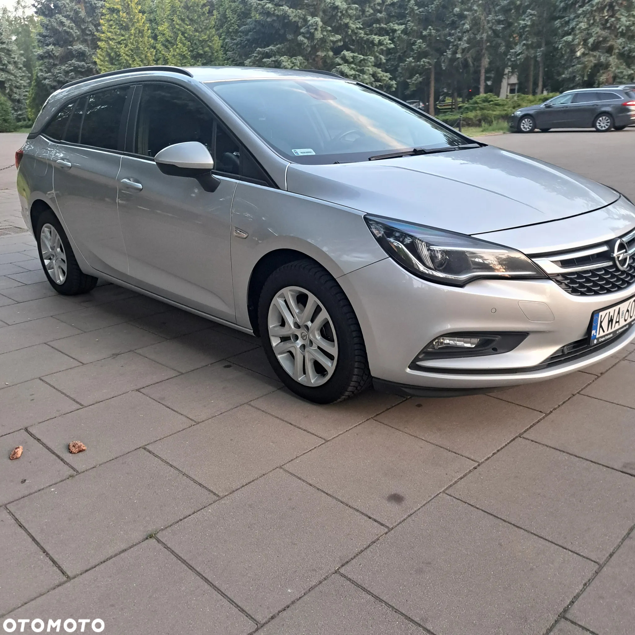 Opel Astra IV 1.6 CDTI Executive - 6