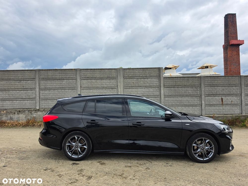 Ford Focus 1.0 EcoBoost STart-Stopp-System ST-LINE X - 27