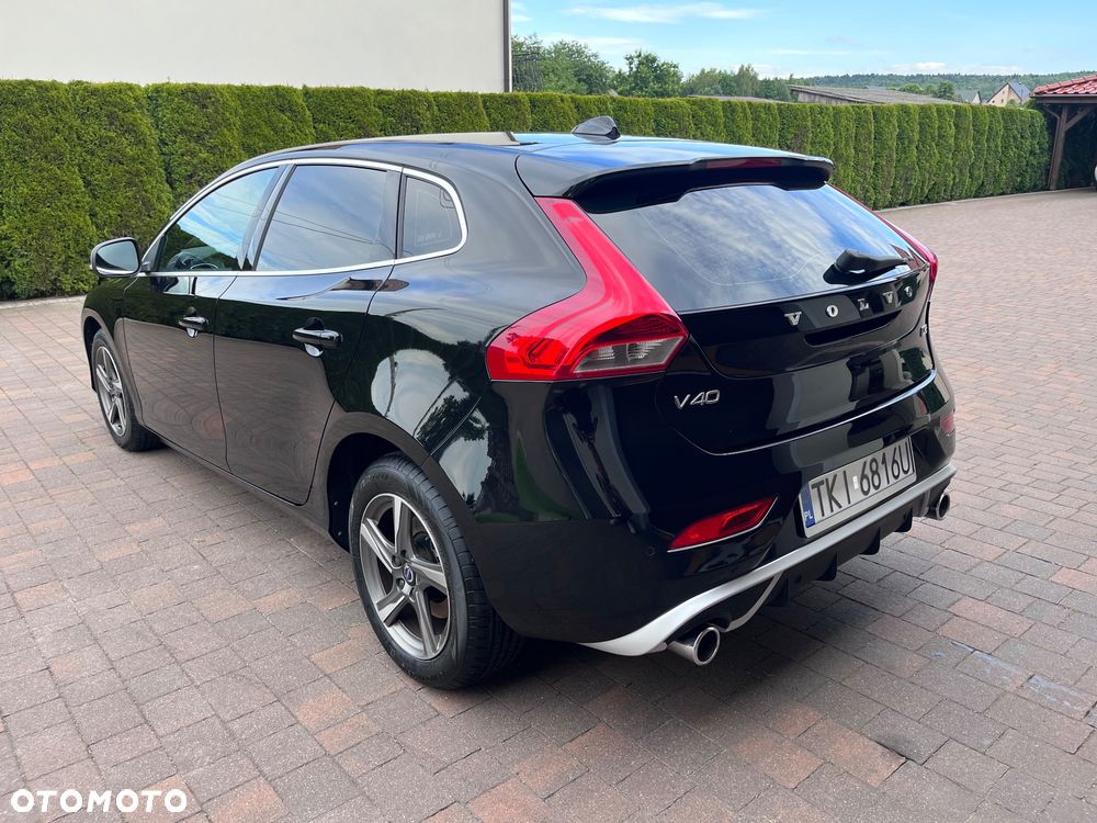 Volvo V40 D2 Drive-E R-Design Momentum - 3