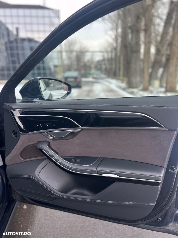 Audi A8 - 25