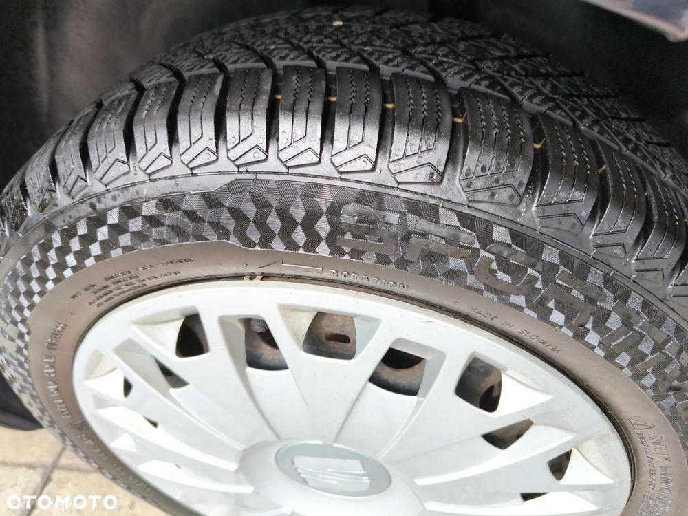 Seat Ibiza 1.4 16V Style - 32