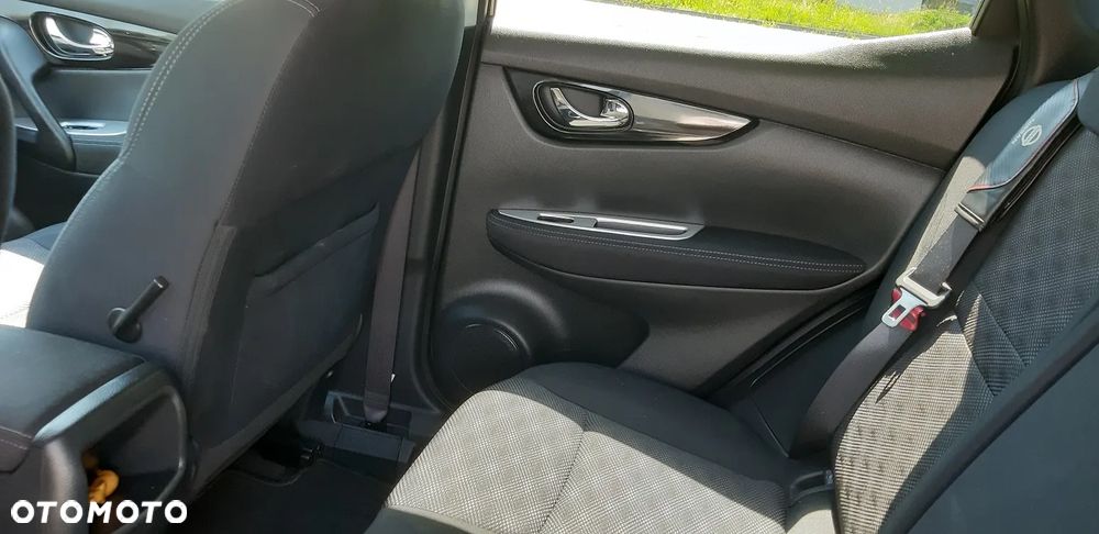 Nissan Qashqai 1.2 DIG-T N-Tec EU6 - 22